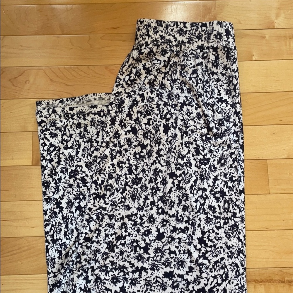 NWOT floral maxi skirt